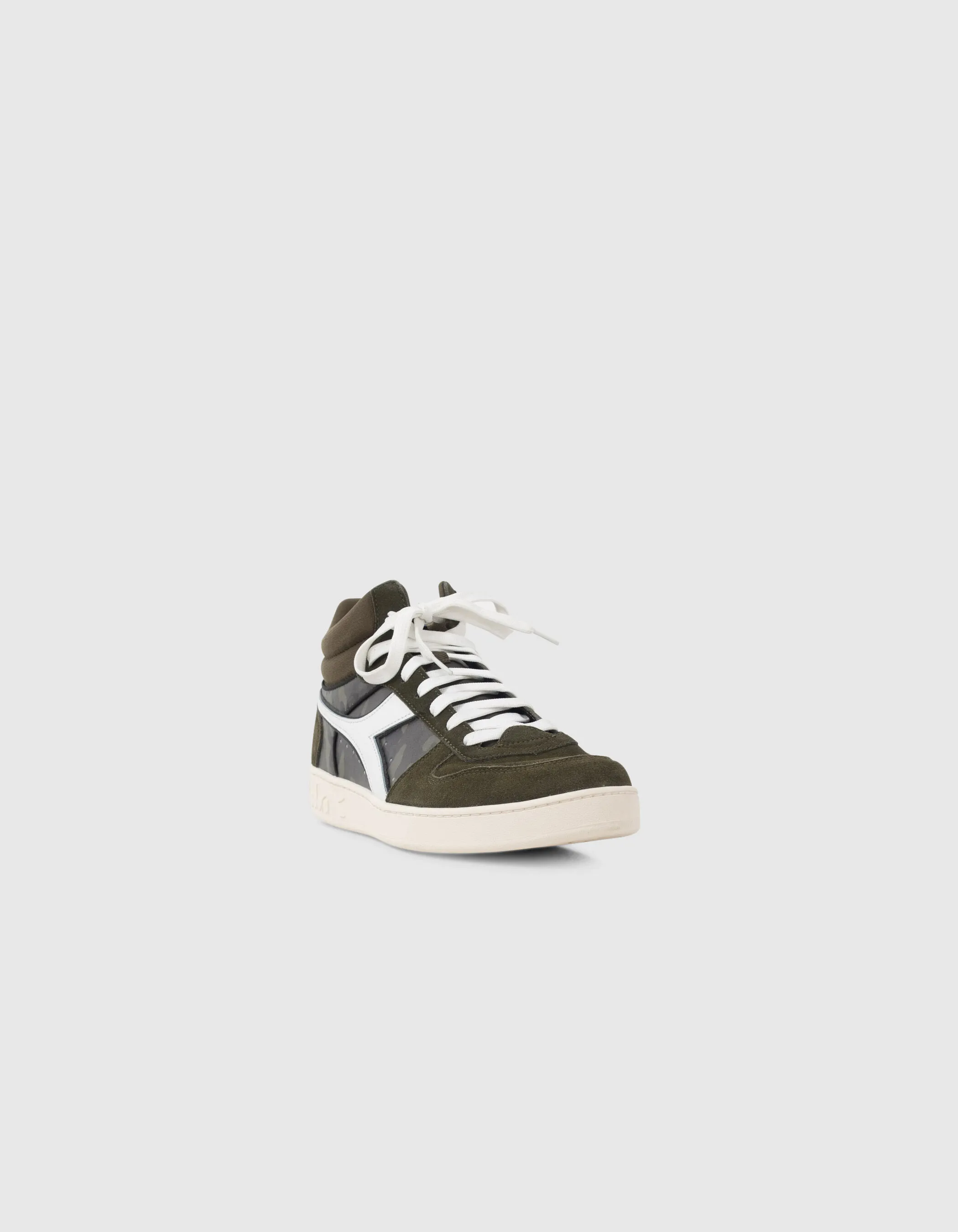 Baskets Mixtes kaki et camouflage en cuir IKKS X DIADORA