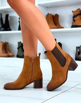 Bottines camel en suédine à talon