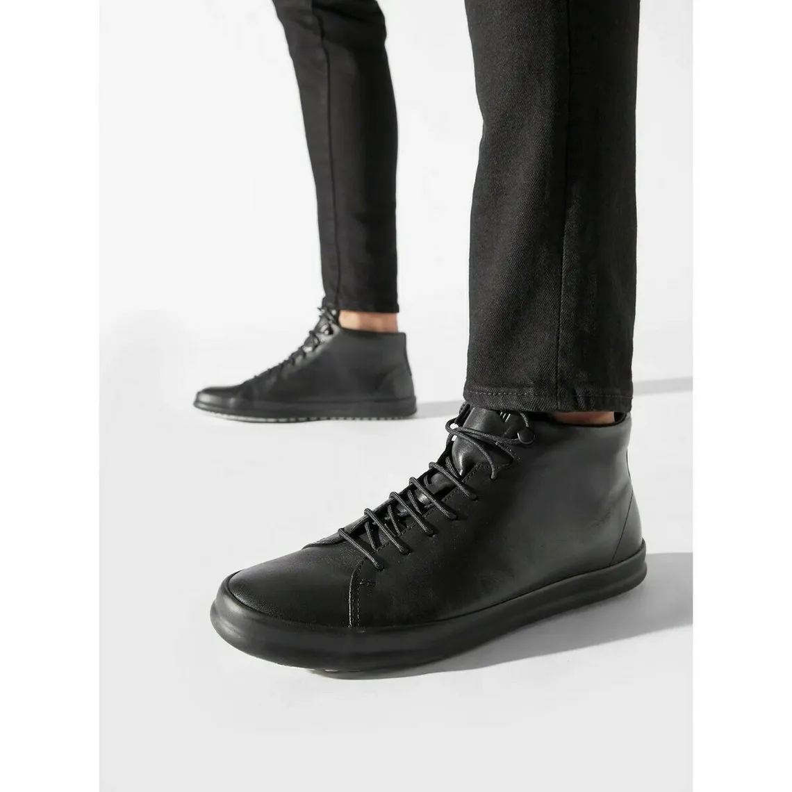 Bottines Homme - Chasis Sport noir en cuir Camper - Boots et bottines Homme sur MenCorner