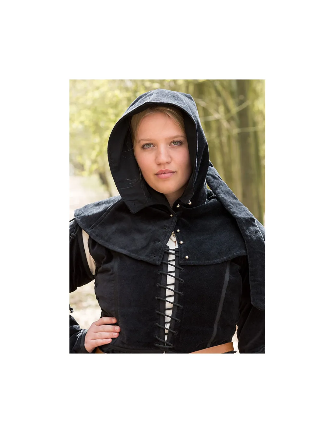 Capuche médiévale Mirella-gugel en velours noir ⚔️ Boutique Épées