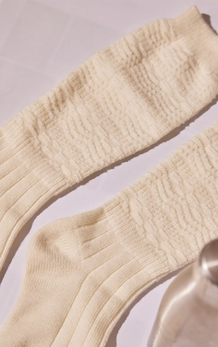 Chaussettes amples en maille tricot crème