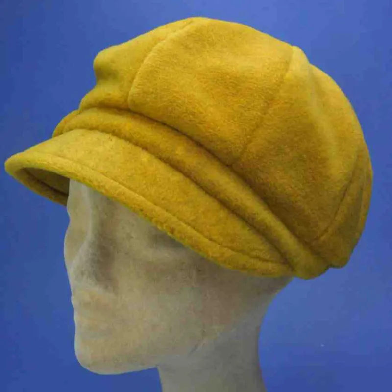 Gavroche à très petit plateau en polaire moutarde | Casquette femme