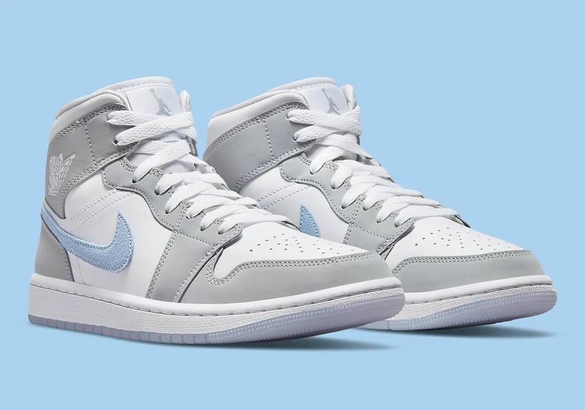 Jordan 1 Mid Wolf Grey Aluminum