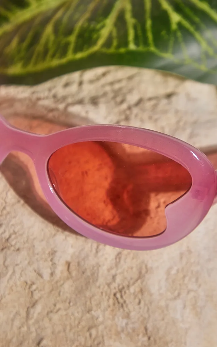 Lunettes de soleil rétro en coeur roses