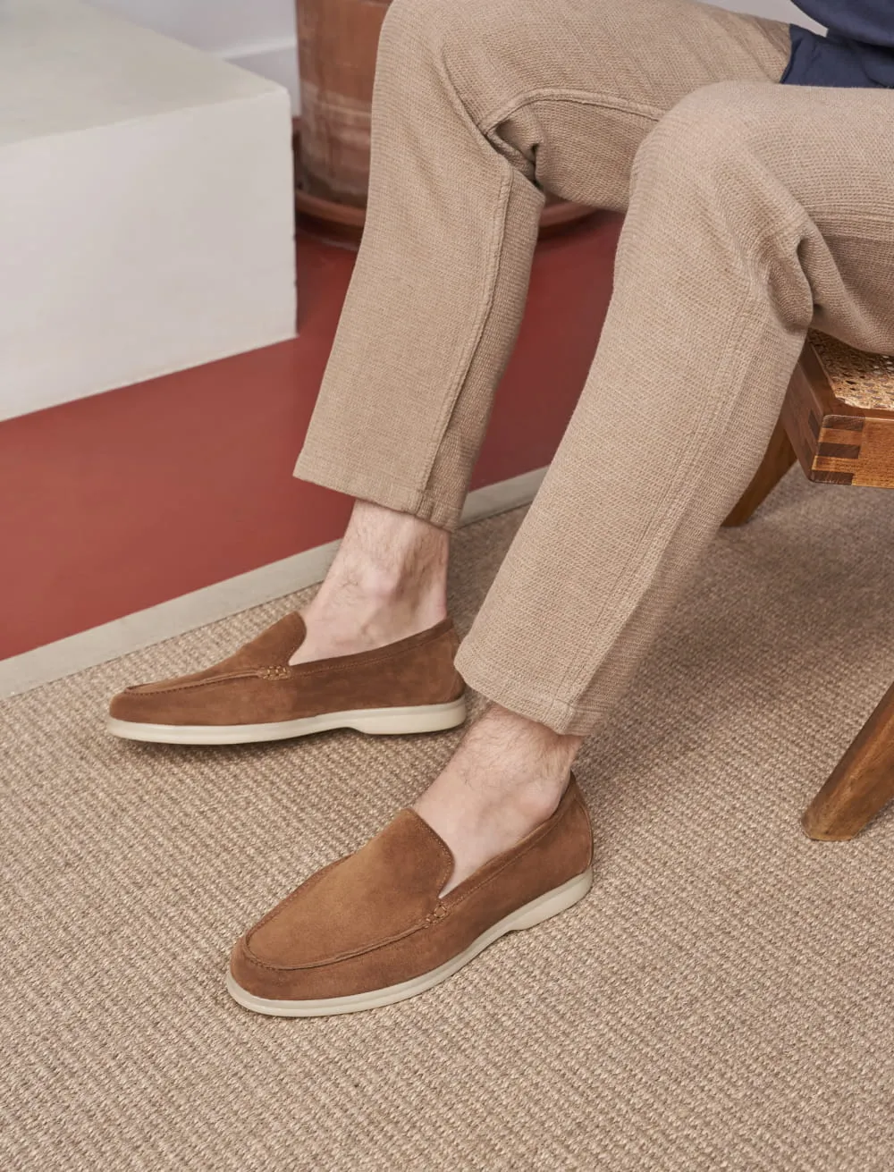 Mocassin Homme: L' Homme sage en Daim Marron Coco