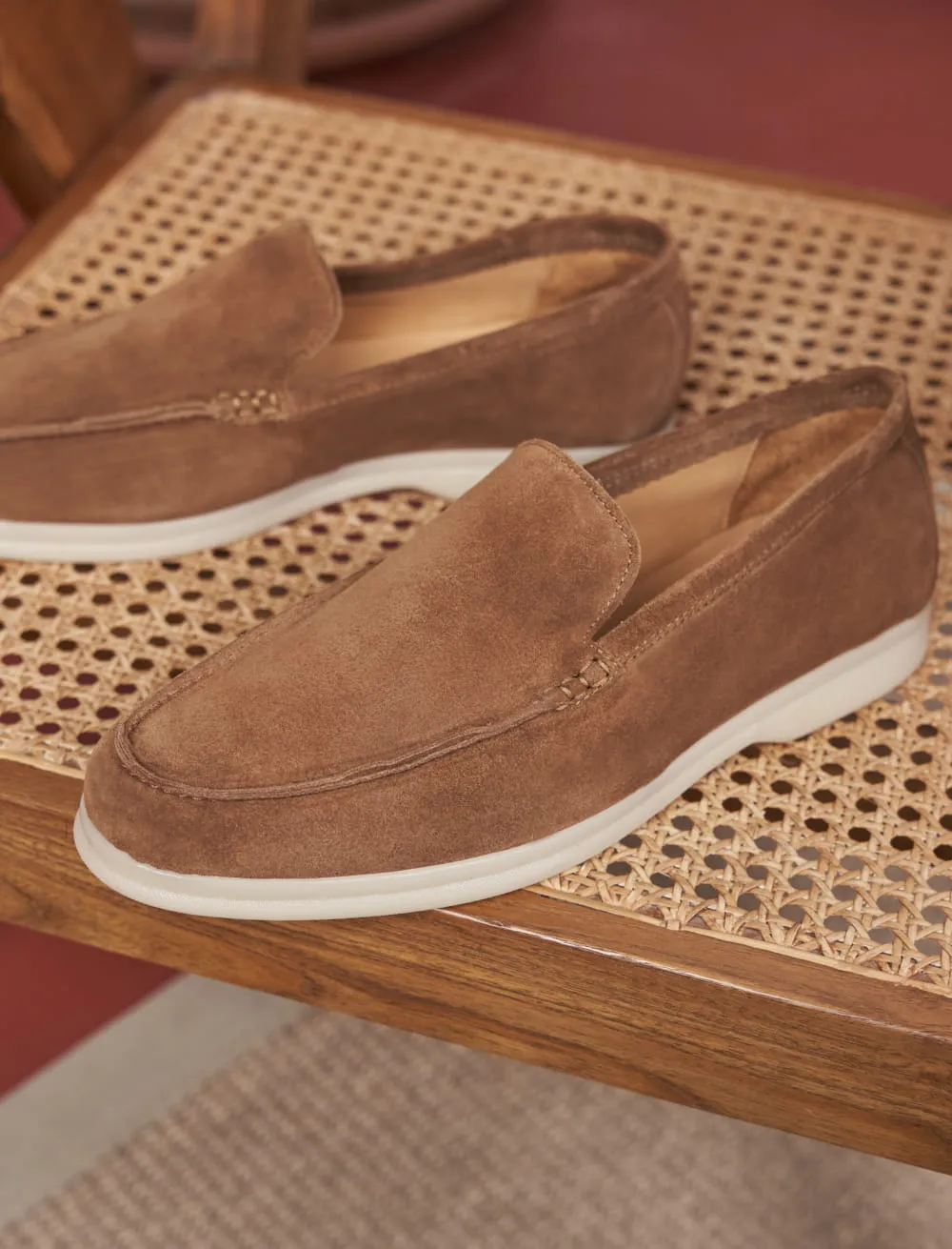 Mocassin Homme: L' Homme sage en Daim Marron Coco